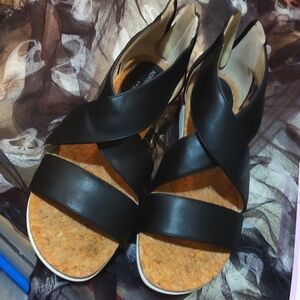Adrienne Vittadini Sandals 8 1/2
